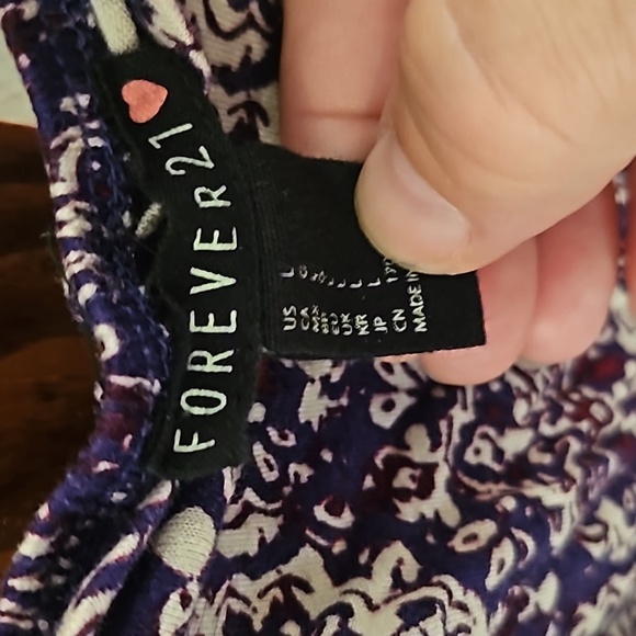 Tank top - Picture 3 of 4